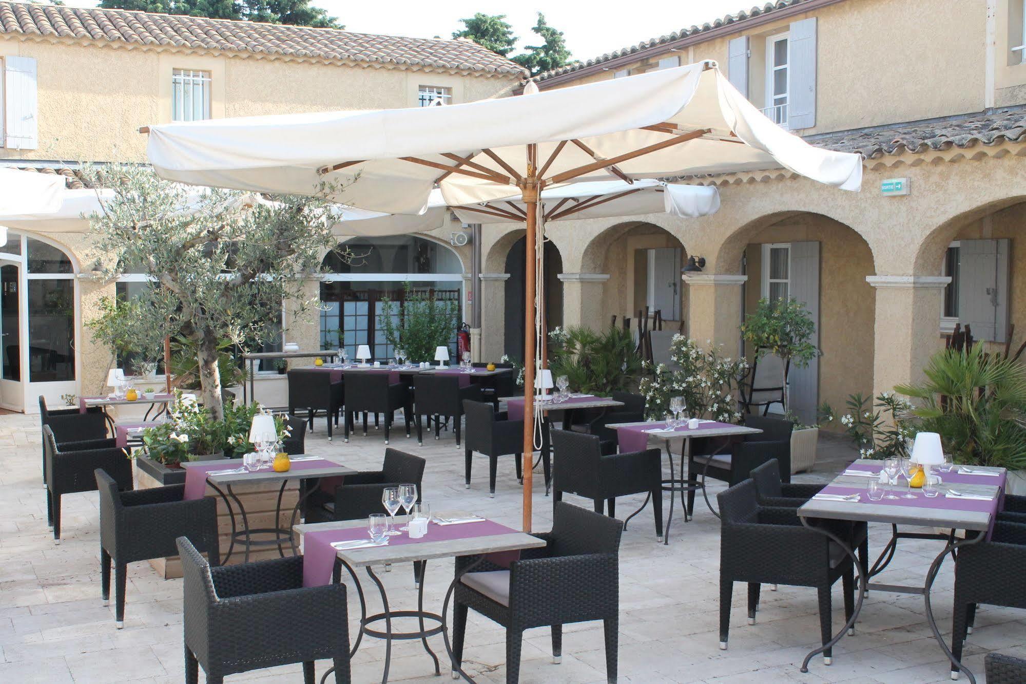 Le Fabian Des Baux Hotel Exterior photo